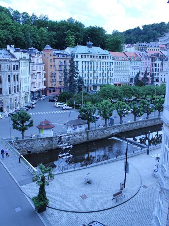 Hotel Kucera Karlovy Vary Esterno foto