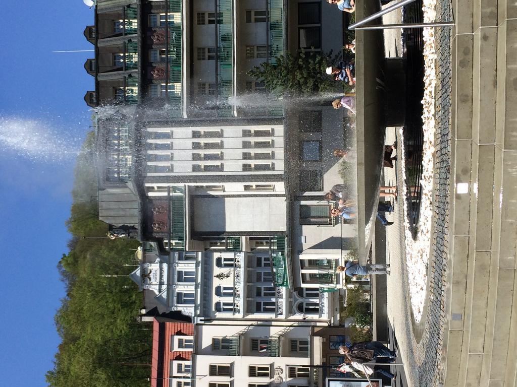 Hotel Kucera Karlovy Vary Esterno foto